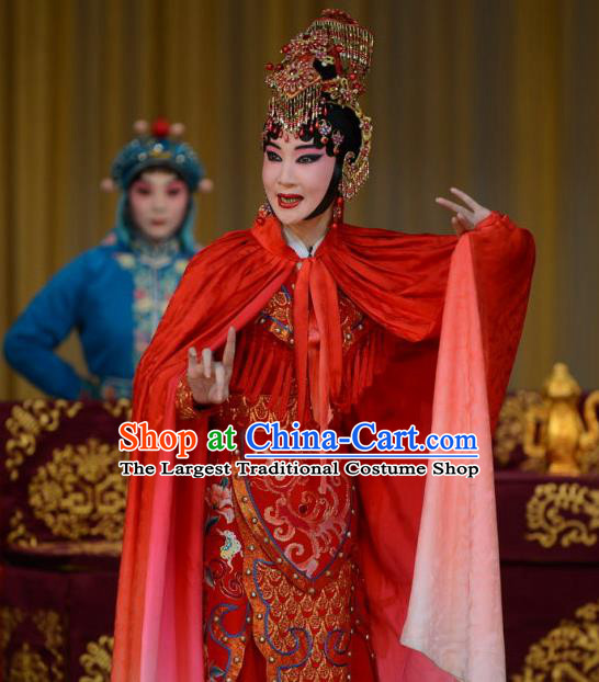 Chinese Beijing Opera Actress Yu Ji Apparels Xiang Yu Costumes and Headpieces Traditional Peking Opera Imperial Concubine Dress Hua Tan Garment