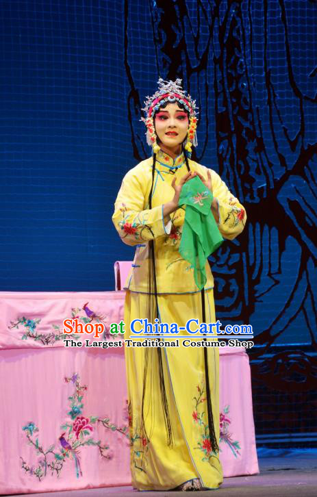 Chinese Han Opera Diva Chen Caifeng Garment Hua Deng An Costumes and Headdress Traditional Hubei Hanchu Opera Hua Tan Apparels Young Beauty Yellow Dress