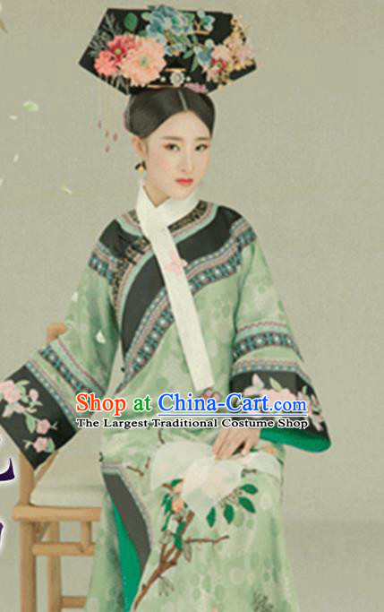 Chinese Traditional Qing Dynasty Manchu Palace Lady Green Hanfu Dress Apparels Ancient Imperial Consort Historical Costumes and Headdress Complete Set