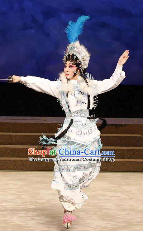Chinese Cantonese Opera Diva Jiang Yunxia Garment General Ma Chao Costumes and Headdress Traditional Guangdong Opera Hua Tan Apparels Young Female Dress