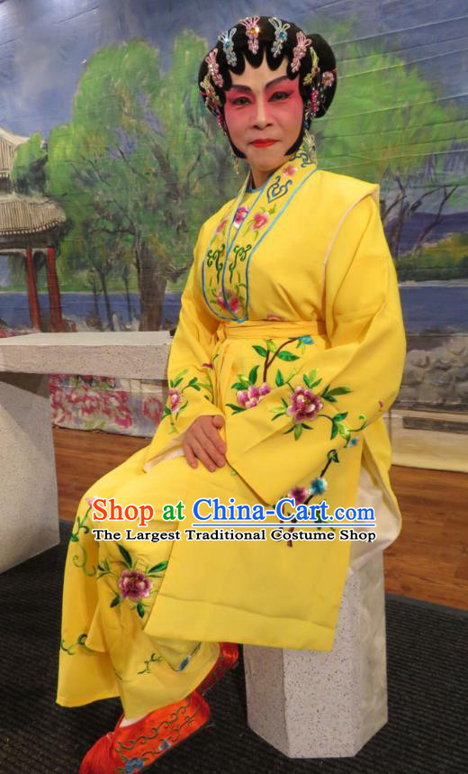 Chinese Cantonese Opera Female Servant Garment Hua Tian Ba Xi Hairpin Costumes and Headdress Traditional Guangdong Opera Maid Woman Apparels Yellow Dress