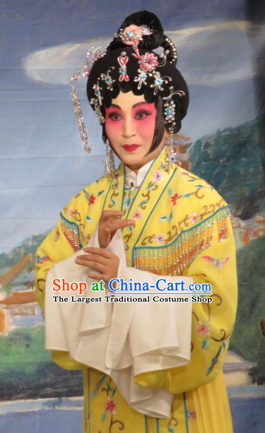 Chinese Cantonese Opera Young Female Garment Hua Tian Ba Xi Hairpin Costumes and Headdress Traditional Guangdong Opera Hua Tan Apparels Rich Lady Yellow Dress