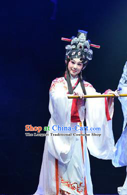 Chinese Cantonese Opera Queen Jin Di Garment King of Nanyue Kingdom Costumes and Headdress Traditional Guangdong Opera Young Female Apparels Hua Tan Dress