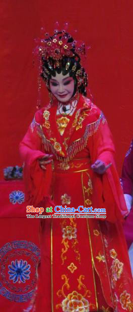 Chinese Cantonese Opera Bride Yang Chunhua Garment Wu Nv Bai Shou Costumes and Headdress Traditional Guangdong Opera Diva Apparels Actress Red Dress