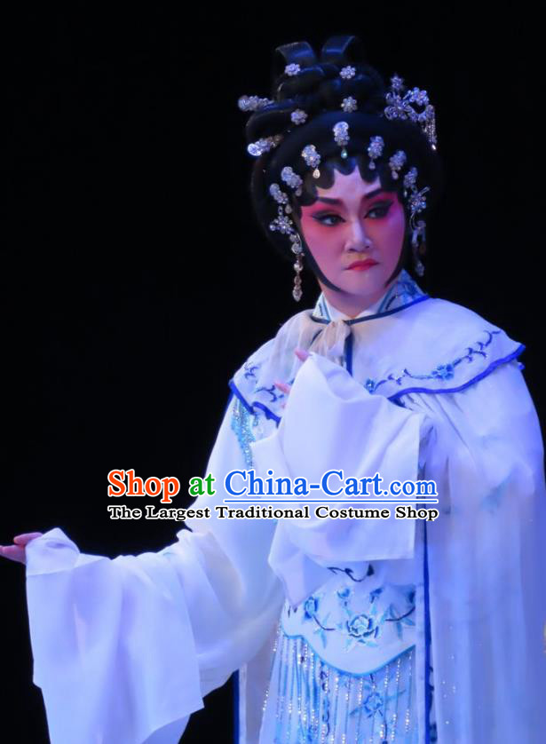 Chinese Cantonese Opera Young Beauty Garment Costumes and Headdress Traditional Guangdong Opera Courtesan Xin Yaoqin Apparels Hua Tan Dress