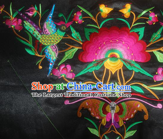Chinese Traditional Ethnic Embroidered Butterfly Flower Black Patch Decoration Embroidery Applique Craft Embroidered Triangle Accessories