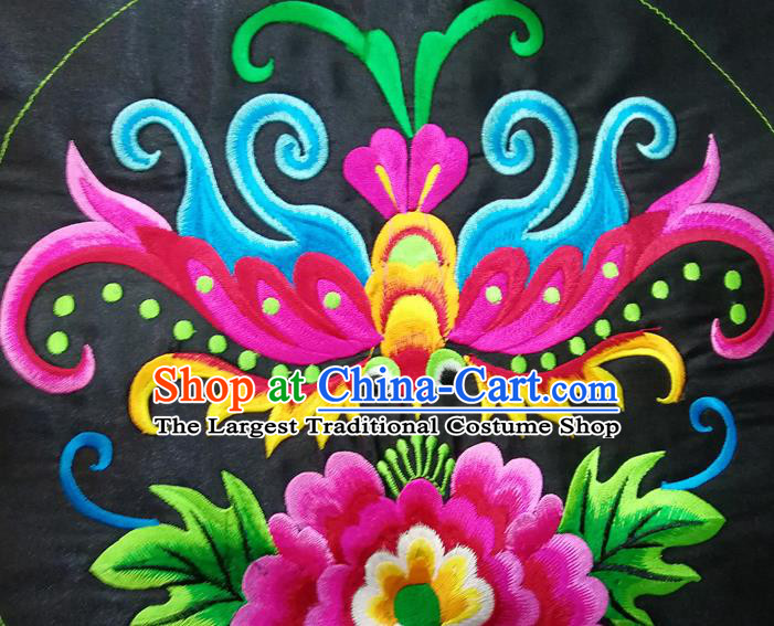 Chinese Traditional Embroidered Butterfly Flowers Pattern Cloth Patch Decoration Embroidery Craft Embroidered Accessories