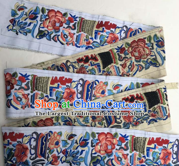 Chinese Traditional Embroidered Flowers White Patch Decoration Embroidery Applique Craft Embroidered Ribbon Band Accessories