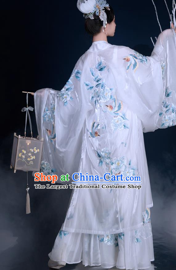 Traditional Chinese Song Dynasty Court Female Historical Costumes Ancient Imperial Concubine Hanfu Garment Embroidered Cloak Blouse Camisole and Skirt Complete Set
