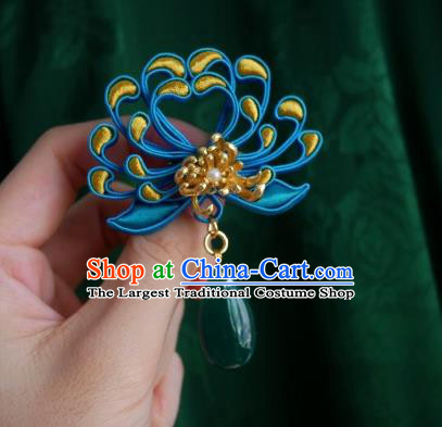 Chinese Classical Cheongsam Silk Chrysanthemum Brooch Traditional Hanfu Accessories Handmade Jade Breastpin for Women