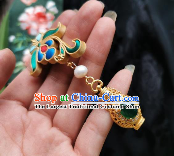 Chinese Classical Cheongsam Green Silk Iris Brooch Traditional Hanfu Accessories Handmade Breastpin Seal Tassel Pendant for Women