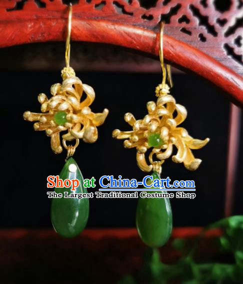 Chinese Handmade Qing Dynasty Golden Chrysanthemum Earrings Traditional Hanfu Ear Jewelry Accessories Classical Court Eardrop for Women