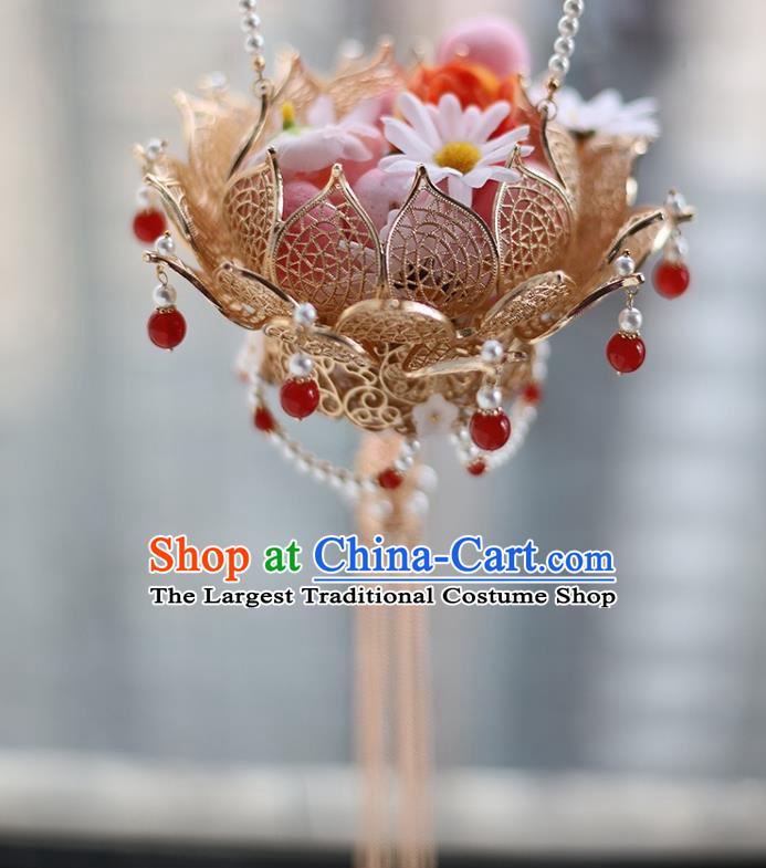 Top Grade Chinese Classical Lotus Lantern Accessories Handmade Ancient Bride Pearls Portable Lamp for Women