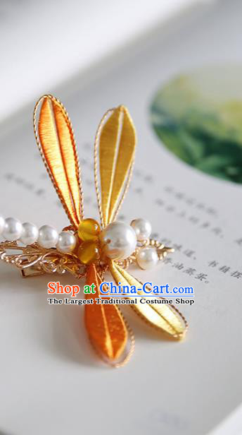 Handmade Chinese Classical Pearls Hairpins Traditional Hair Accessories Ancient Hanfu Yellow Silk Dragonfly Hair Claw for Women