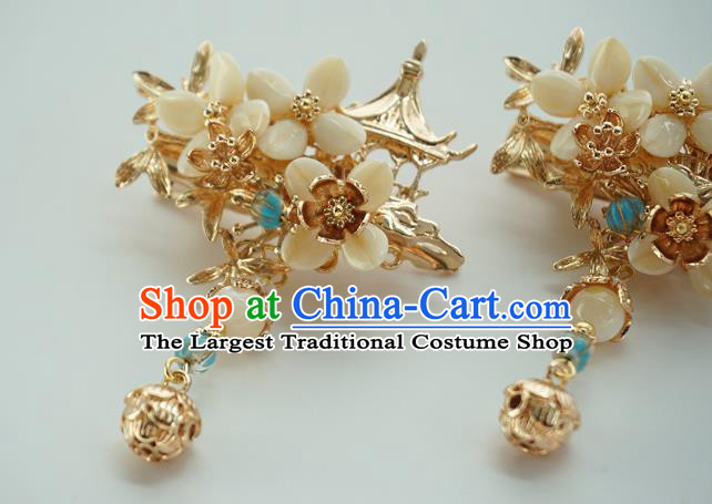 Handmade Chinese Golden Hair Claws Traditional Hair Accessories Ancient Court Classical Bell Tassel Hair Stick for Women