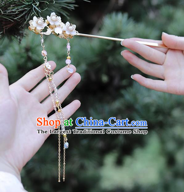 Handmade Chinese Hanfu Plum Blossom Hair Clip Traditional Hair Accessories Ancient Princess Golden Tassel Hairpins for Women