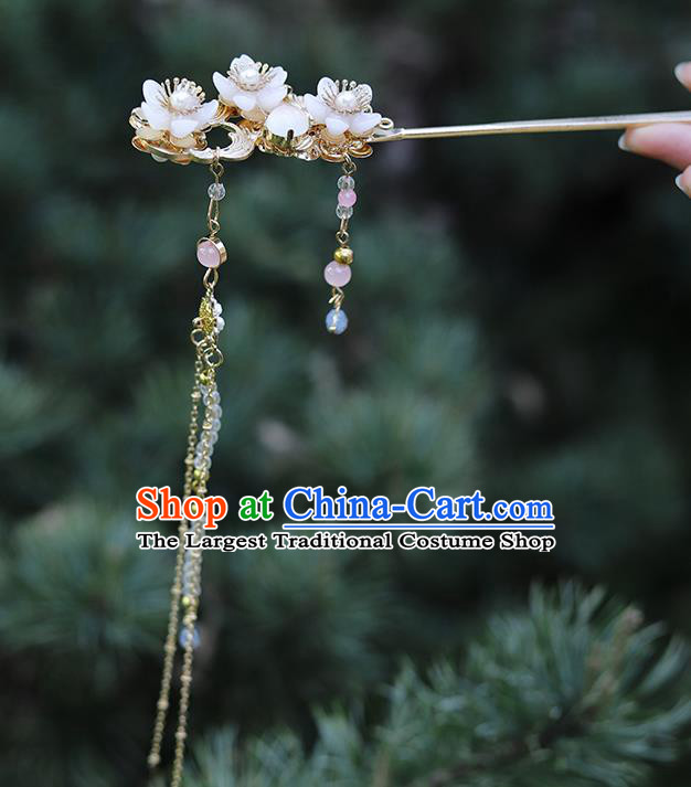 Handmade Chinese Hanfu Plum Blossom Hair Clip Traditional Hair Accessories Ancient Princess Golden Tassel Hairpins for Women
