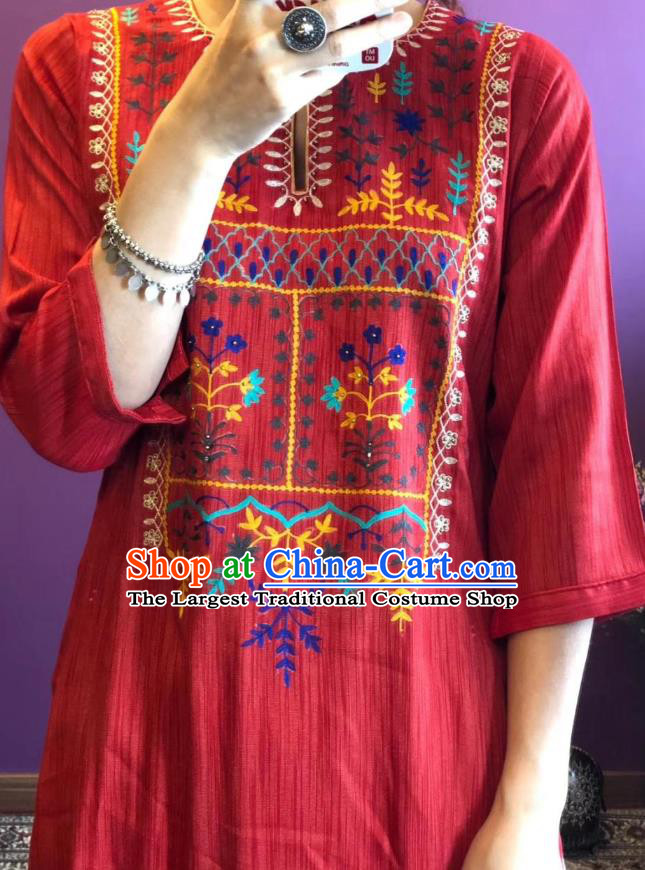 Thailand Traditional Embroidery Red Dress Asian Thai National Cotton Dress Photography Costumes for Women