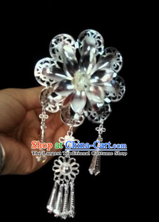 Chinese Dai Nationality Water Sprinkling Festival Argent Tassel Hairpin Traditional Ethnic Dance Hair Accessories Handmade Hair Clip for Women