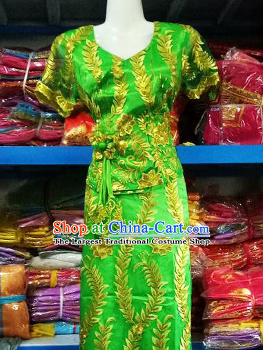 Chinese Dai Nationality Embroidered Outfit Costumes Traditional Dai Ethnic Folk Dance Green Blouse and Straight Skirt Full Set