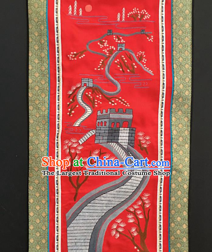 Chinese National Embroidered Pine Great Wall Paintings Traditional Handmade Embroidery Craft Decorative Red Silk Picture