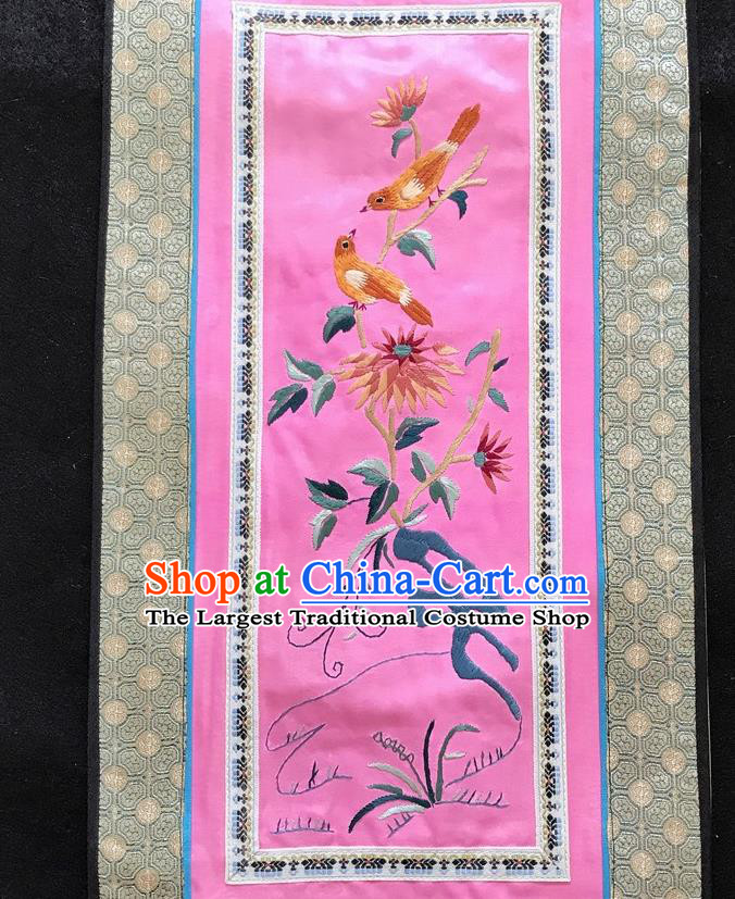 Chinese National Embroidered Chrysanthemum Paintings Traditional Handmade Embroidery Decorative Pink Silk Picture Craft