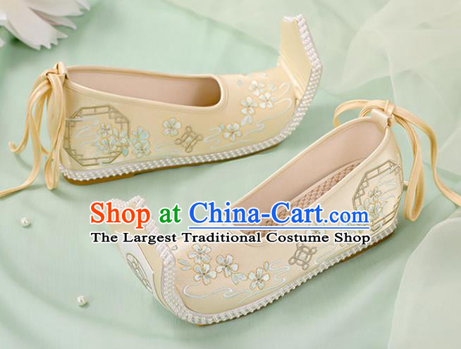 Chinese Ancient Embroidery Plum Blossom Yellow Shoes Court Lady Shoes Embroidered Shoes Princess Satin Shoes Handmade Shoes