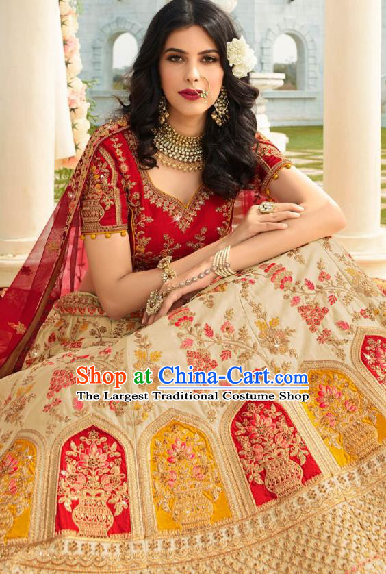 Asian India National Embroidered Lehenga Costumes Asia Indian Bride Traditional Red Satin Blouse and Beige Skirt Sari for Women