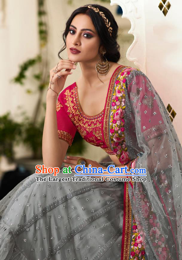 Asian India Wedding Silk Lehenga Costumes Asia Indian Traditional Festival Bride Embroidered Rosy Blouse and Gray Skirt and Sari Complete Set