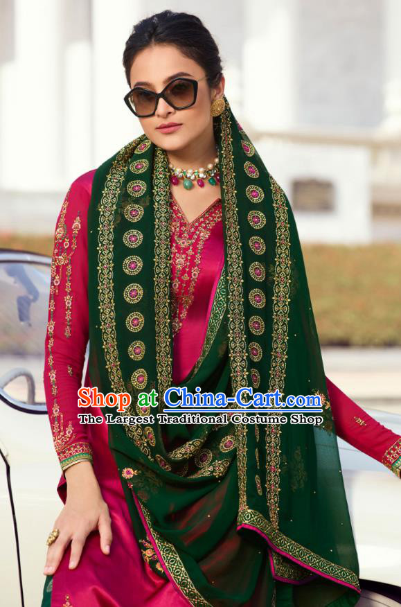Asian India Traditional Informal Costumes Asia Indian National Punjab Suits Rosy Satin Blouse Shawl and Green Loose Pants for Rich Woman