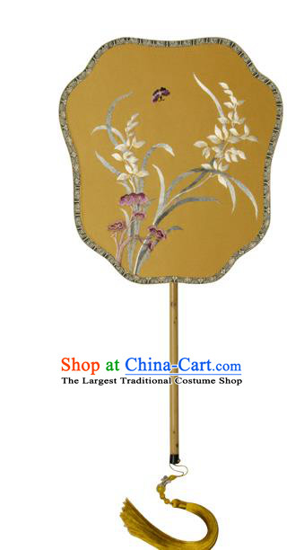 China Embroidered Orchid Palace Fan Handmade Bride Bamboo Hanfu Fan Traditional Wedding Yellow Silk Fan