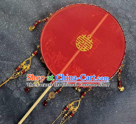 China Traditional Bride Red Silk Fan Classical Dance Enamel Red Flower Circular Fan Handmade Wedding Palace Fan