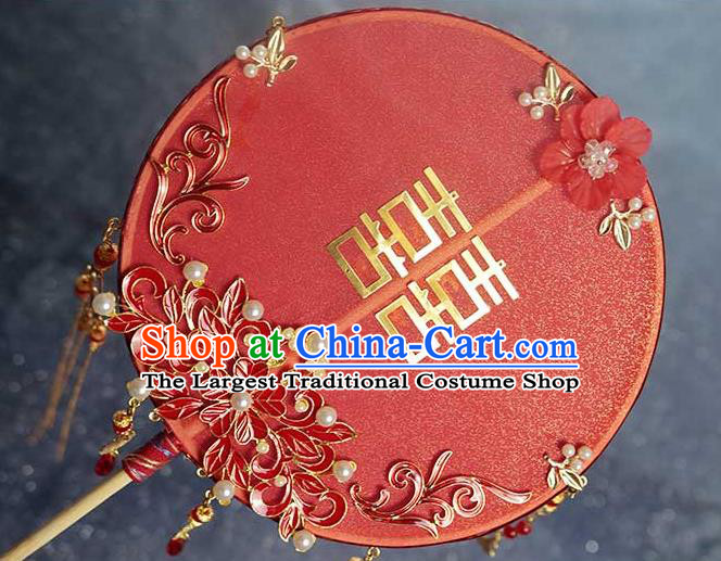 China Traditional Bride Red Silk Fan Classical Dance Enamel Red Flower Circular Fan Handmade Wedding Palace Fan