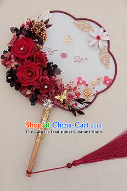China Handmade Wedding Palace Fan Classical Dance Fan Traditional Bride Rose Flowers Fan