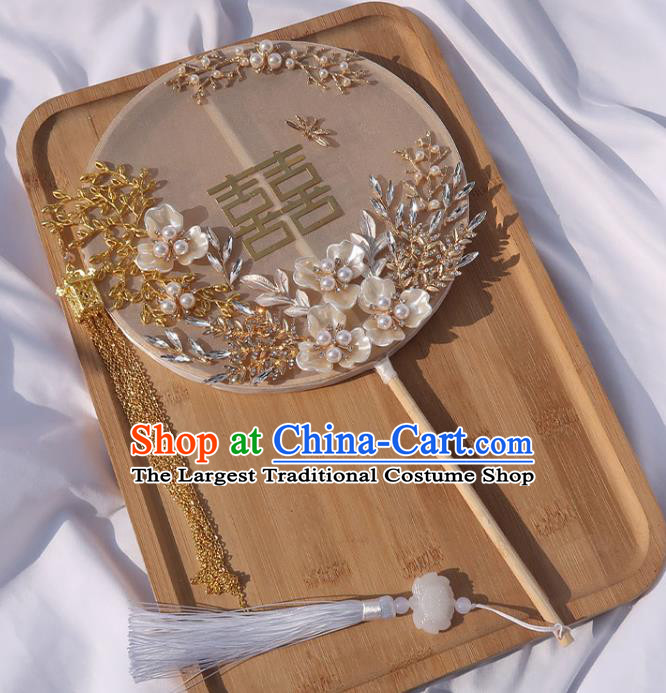 China Classical Dance Golden Lantern Tassel Silk Fan Handmade Bride Palace Fan Traditional Wedding Shell Flowers Circular Fan