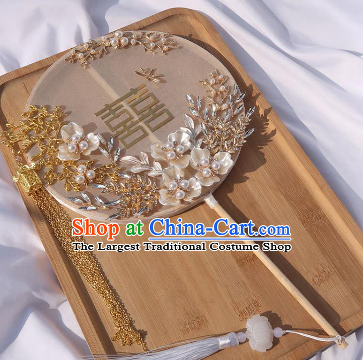 China Classical Dance Golden Lantern Tassel Silk Fan Handmade Bride Palace Fan Traditional Wedding Shell Flowers Circular Fan