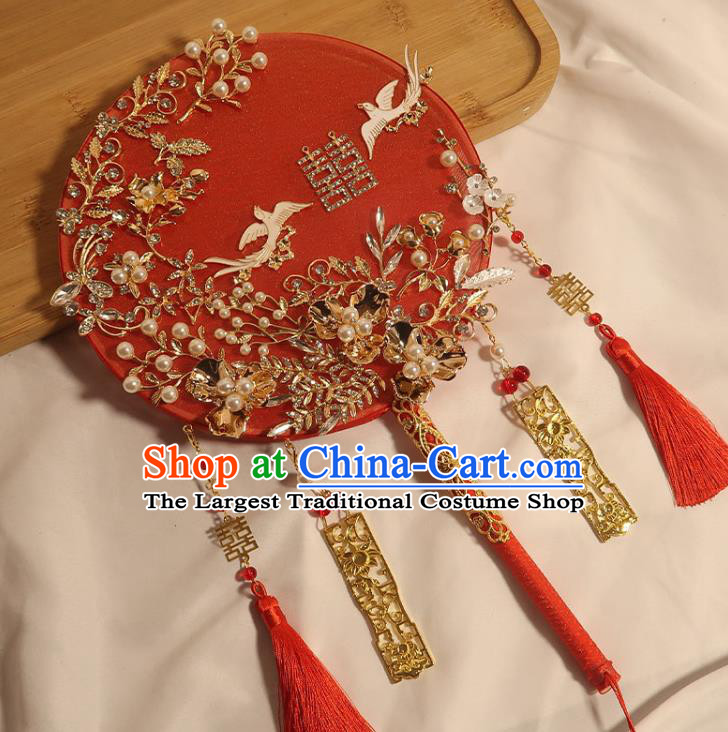 China Traditional Wedding Crystal Leaf Circular Fan Classical Dance Silk Fan Handmade Bride Red Palace Fan