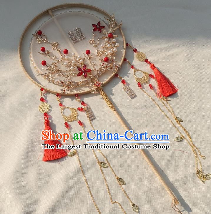 China Traditional Wedding White Silk Circular Fan Handmade Bride Palace Fan Classical Dance Red Crystal Plum Fan