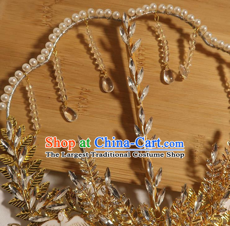 China Classical Dance Crystal Fan Handmade Bride Palace Fan Traditional Wedding Prop Beads Tassel Fan