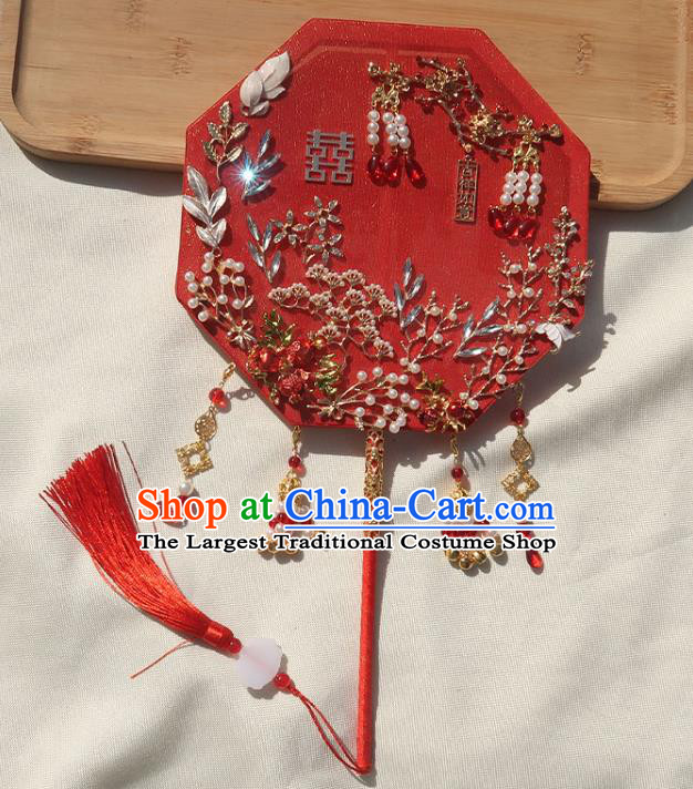 China Handmade Bride Red Palace Fan Traditional Wedding Octagon Fan Classical Dance Golden Bells Tassel Fan