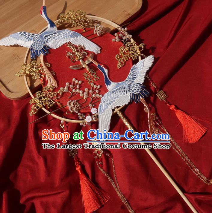 China Handmade Bride Hollowed Palace Fan Classical Dance Fan Traditional Wedding Embroidered Cranes Circular Fan
