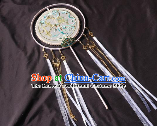 China Handmade Palace Fan Classical Wedding Bride Circular Fan Traditional Embroidered White Silk Hanfu Fan