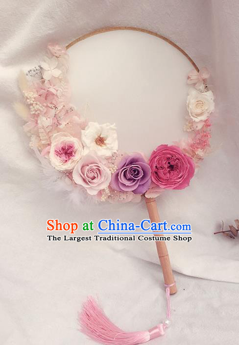 China Classical Dance Circular Fan Traditional Wedding Pink Roses Fan Handmade Bride Feather Palace Fan