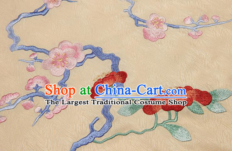 Traditional China Ming Dynasty Noble Lady Historical Clothing Ancient Patrician Beauty Hanfu Apricot Embroidered Cloak