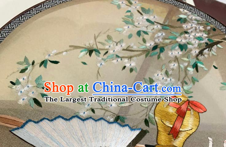 China Traditional Embroidery Silk Circular Fan Handmade Embroidered Palace Fan Classical Wedding Hanfu Fan