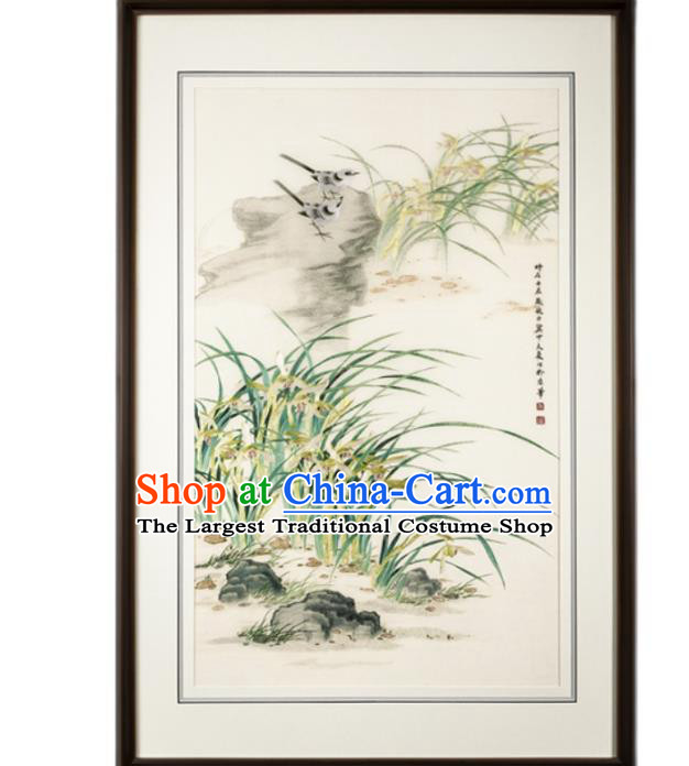 Chinese Walnut Decoration Painting Traditional Hunan Embroidery Craft Handmade Embroidered Orchids Silk Painting