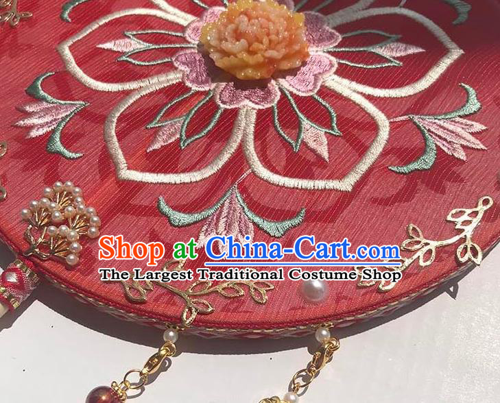 China Traditional Tang Dynasty Red Silk Fan Handmade Palace Fan Wedding Embroidered Circular Fan