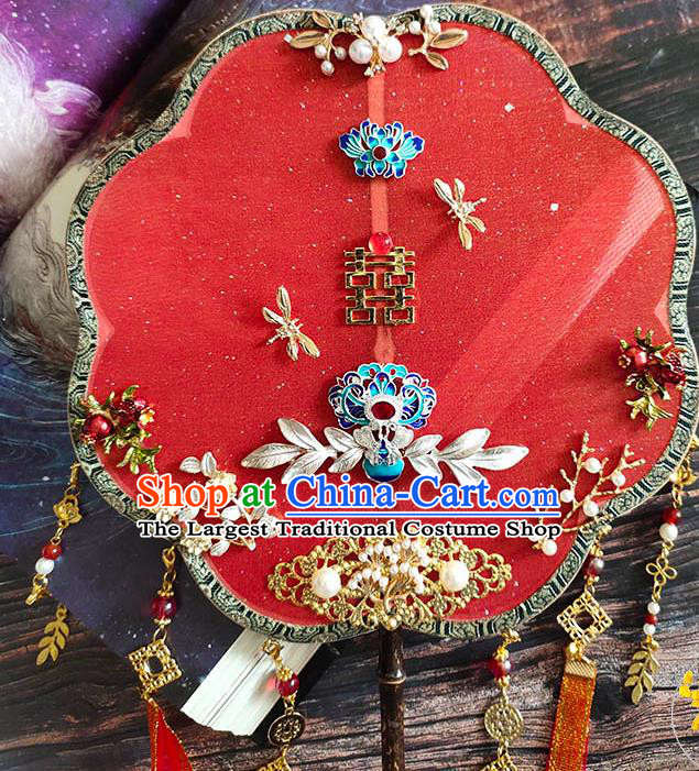 China Handmade Red Silk Fan Traditional Hanfu Fan Wedding Tassel Palace Fan