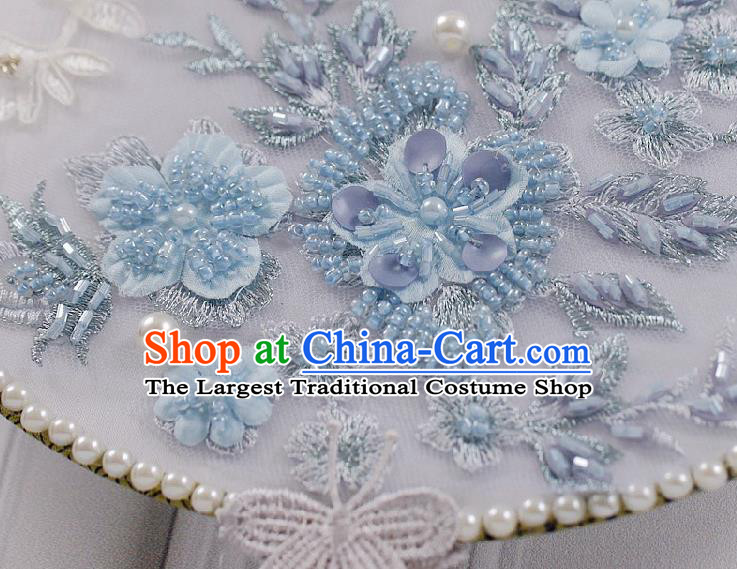 China Handmade Blue Lace Flowers Palace Fan Wedding Silk Fan Traditional Bride Circular Fan