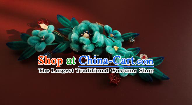 China Handmade Green Velvet Plum Blossom Hair Stick Traditional Ancient Qing Dynasty Court Woman Flowers Hairpin